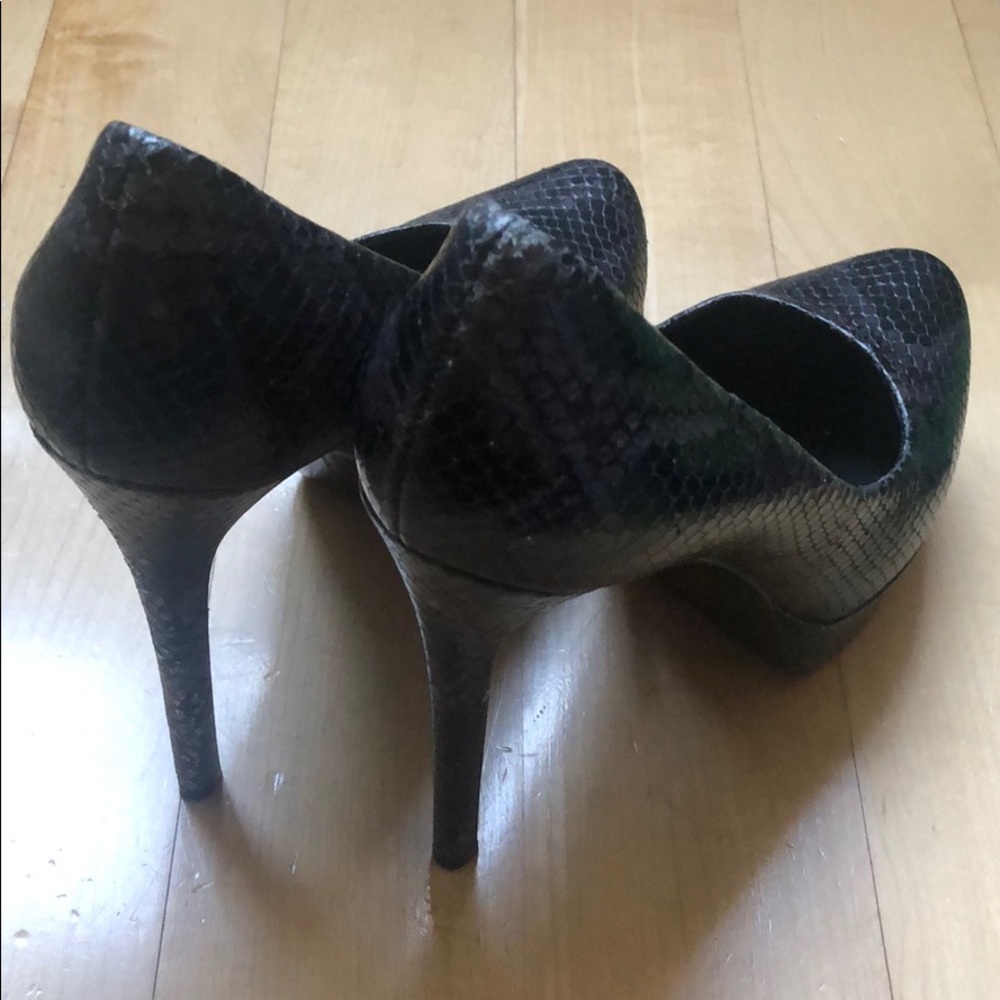 Vera Wang Lavender Sexy Platform Python Heels - image 4